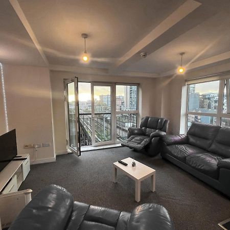 City View Spacious 2 Bed Apartment 2 Bathrooms Manchester Ngoại thất bức ảnh