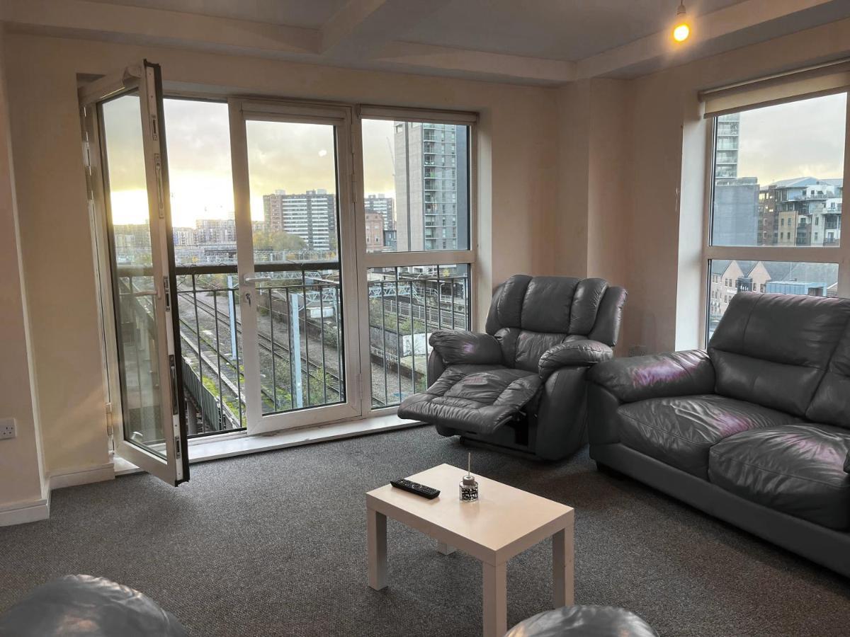 City View Spacious 2 Bed Apartment 2 Bathrooms Manchester Ngoại thất bức ảnh